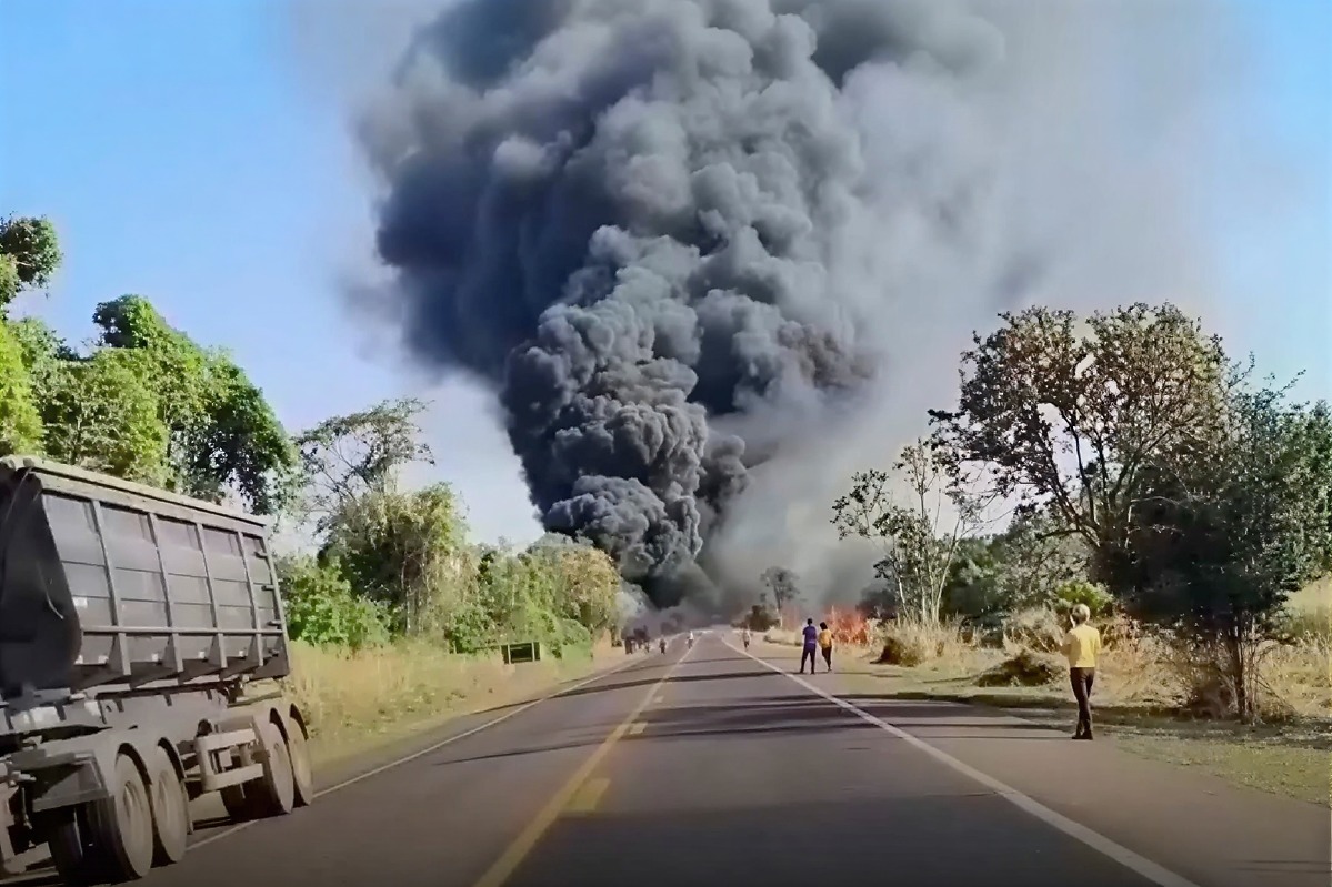 Grave acidente no km 569 da BR-163, em Bandeirantes, deixa v&iacute;timas e provoca inc&ecirc;ndio