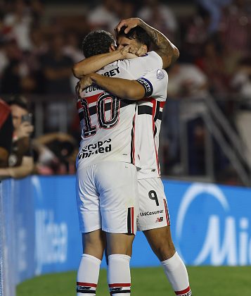S&atilde;o Paulo x Bolivar