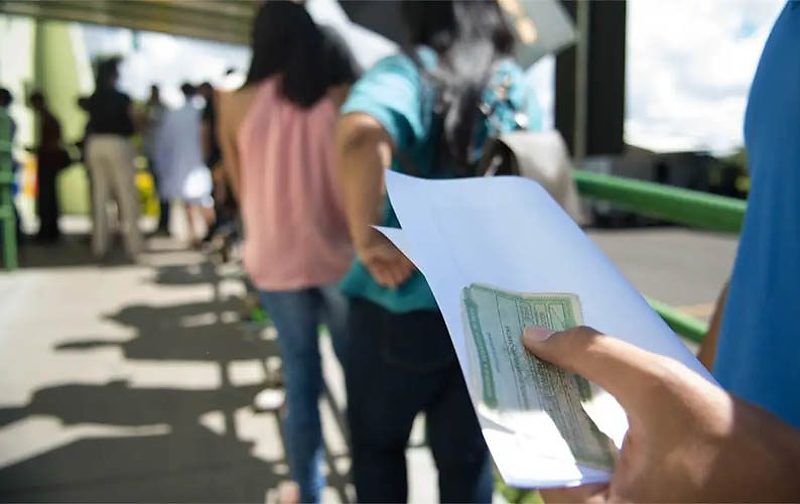 Para 81% dos eleitores, candidato deve crer em Deus