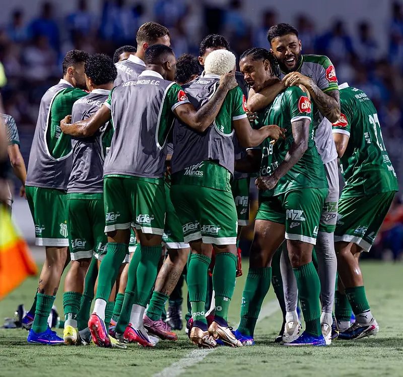 Uberlândia vence o ABC e larga na frente nas semifinais da Série D
