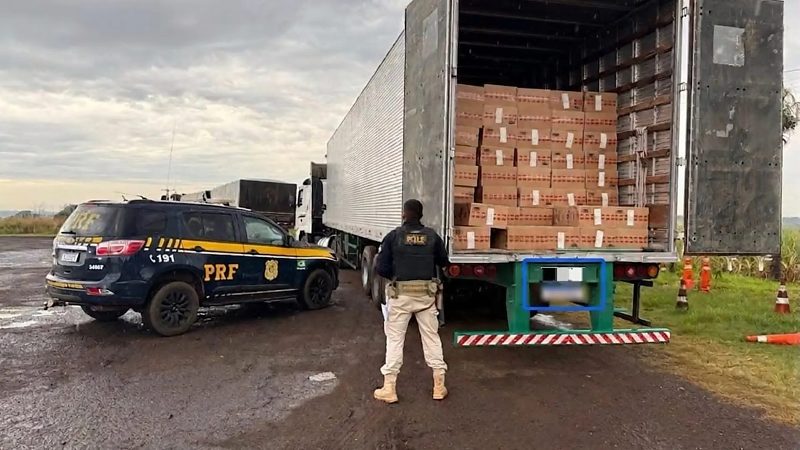 PRF apreende 539 mil maços de cigarros contrabandeados em MS