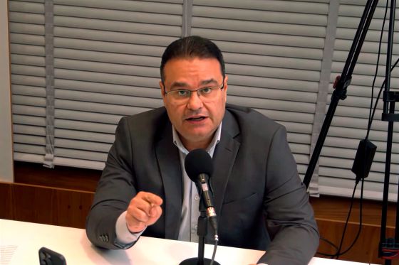 Candidatos ao Governo de Mato Grosso do Sul discutem saúde, segurança e emprego em sabatina