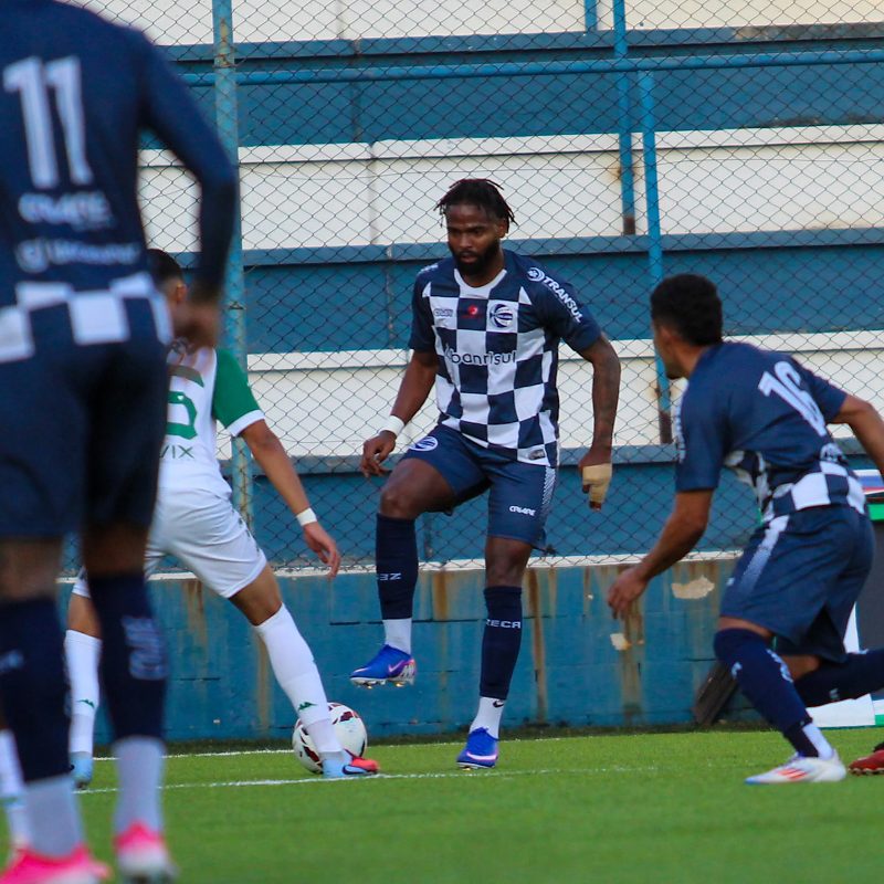 São José e Goiatuba ficaram no 0 a 0 no primeiro confronto de ida dos playoffs de acesso a Série C