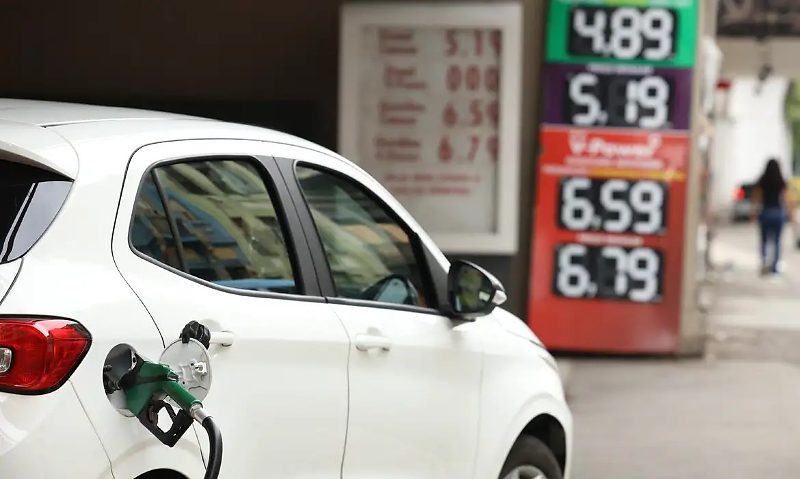 Rio de Janeiro (RJ), 20/03/2026 - Preços dos combustíveis em posto Shell na Lapa