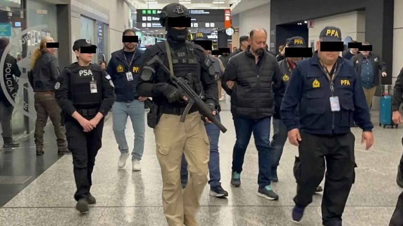 Traficante de armas é extraditado e deve ficar preso em Campo Grande