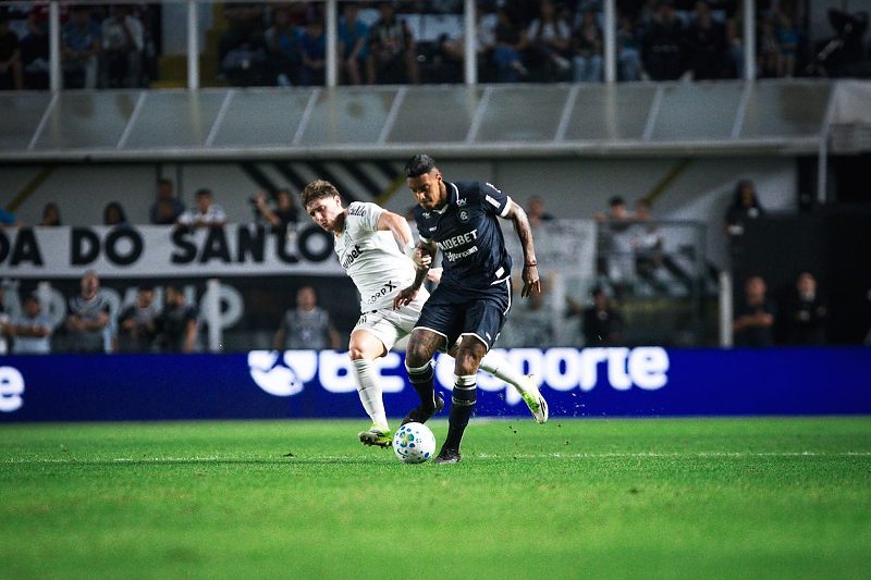 Remo e Santos voltam a se enfrentar agora pelo Brasileirão no Estádio Mangueirão neste sábado(19)