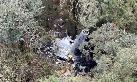 Bombeiros localizam helic&oacute;ptero desaparecido; Rick est&aacute; entre os cinco mortos