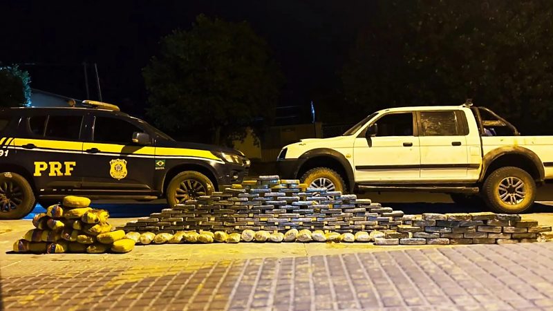 PRF apreende 181 kg de drogas em caminhonete na BR-419