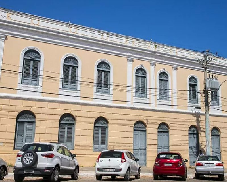 Empresa vencedora ficará responsável pelo projeto executivo e pelas obras de recuperação do prédio histórico, que deverá receber repartições públicas
