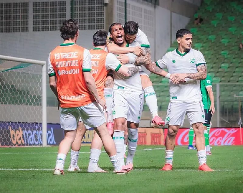 Os Jaconeros venceu o América e entra na briga pelo acesso