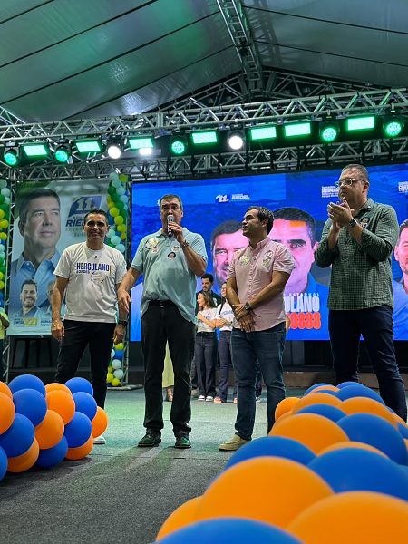Herculano Borges se reune com apoiadores