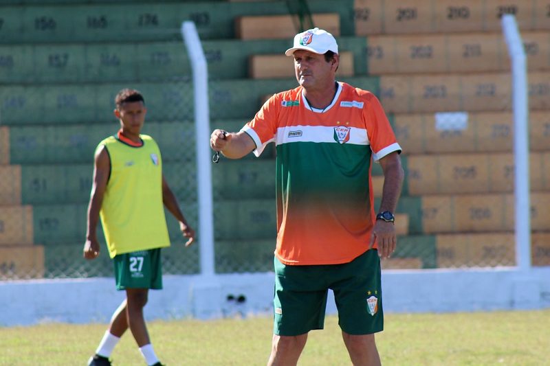Sturion comandou o Naviraiense em 2022, quando o time terminou com o vice-campeonato estadual