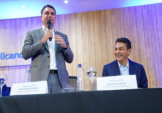 Republicanos oficializa apoio a Fl&aacute;vio Bolsonaro na disputa do 2&ordm; turno