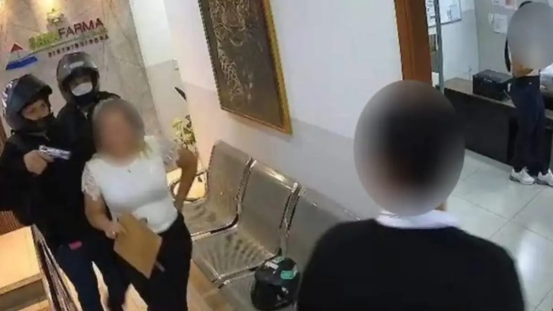 Dupla é indiciada após render funcionários de farmácia na fronteira
