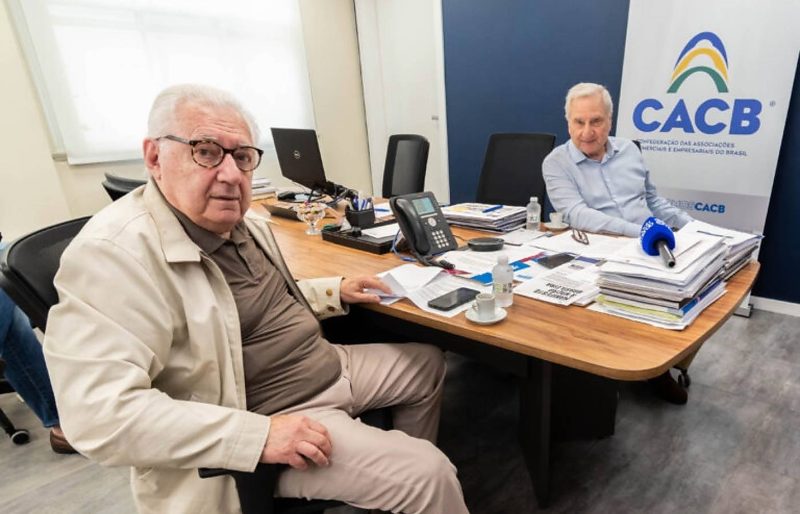 Alfredo Cotait Neto, presidente da ACSP, e Guilherme Afif Domingos participam de live para leitura de manifesto