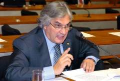 No Senado, Delcídio cita Pedrossian como modelo 