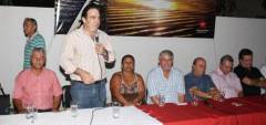 Apoio de Delcídio a sobrinho e a irmão de Zeca une o PT no MS