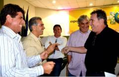 Tesourada do Giroto em asas tucanas...
