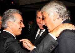 Chapa PT-PSDB com Delcídio e Azambuja está cada vez mais próxima, diz colunista da Época